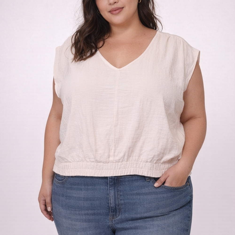A New Day Sleeveless V-Neck Blouse Beige Size XXL Rayon Blend  Elastic Waist NWT